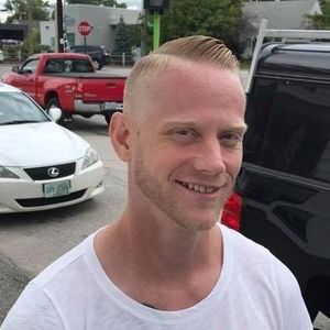 Meet your Posher, Jason